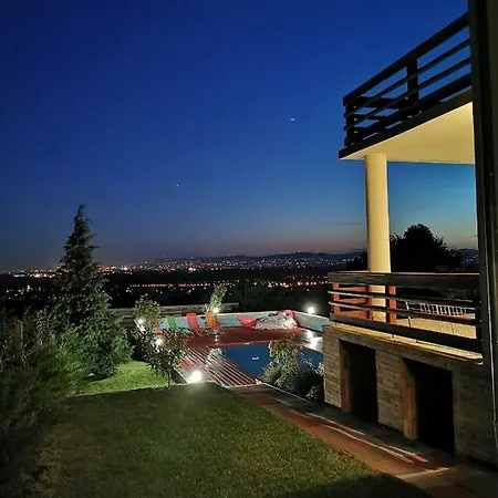 Somlyo Villa *